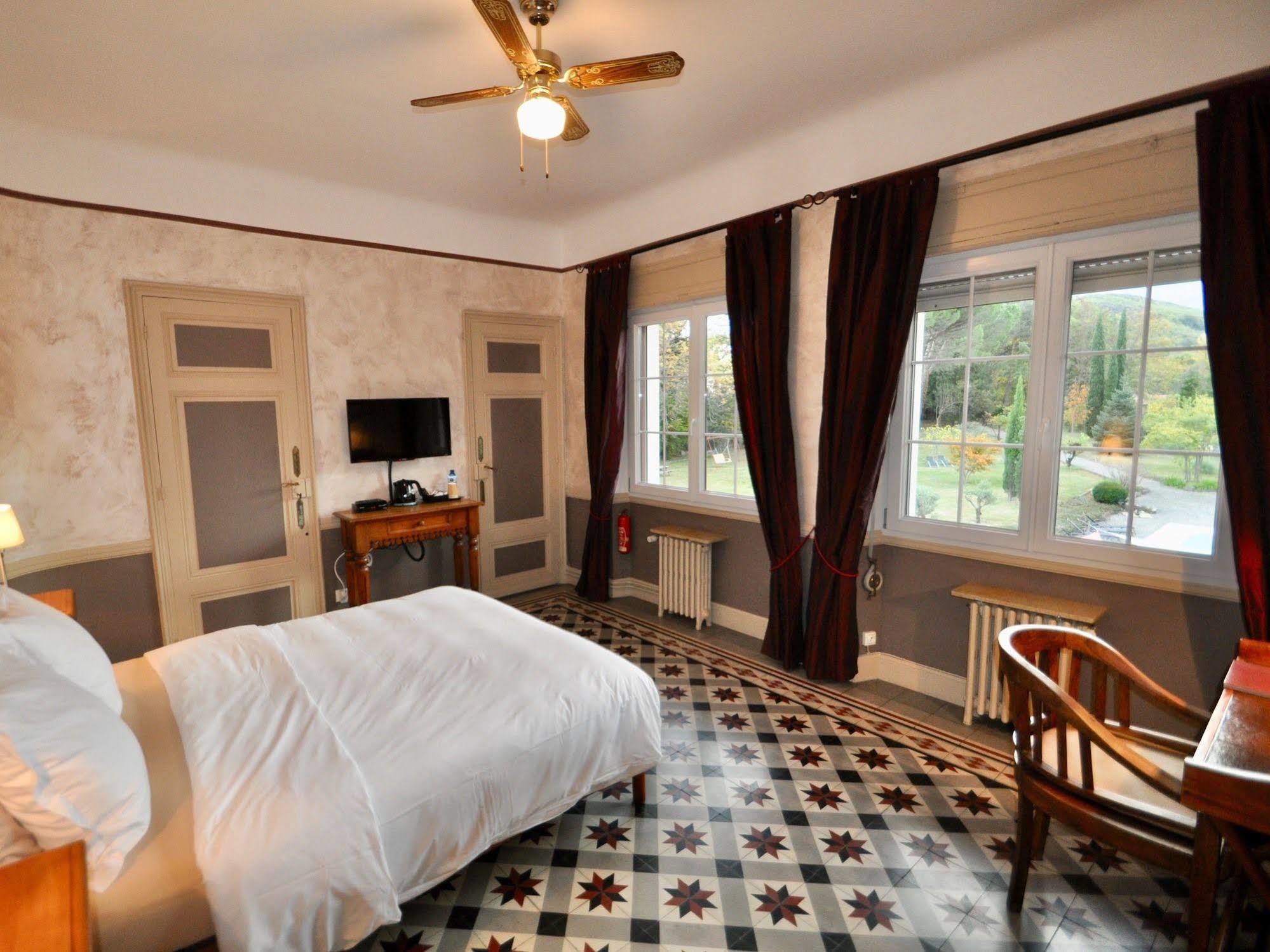 La Villa Du Parc Prades  Εξωτερικό φωτογραφία
