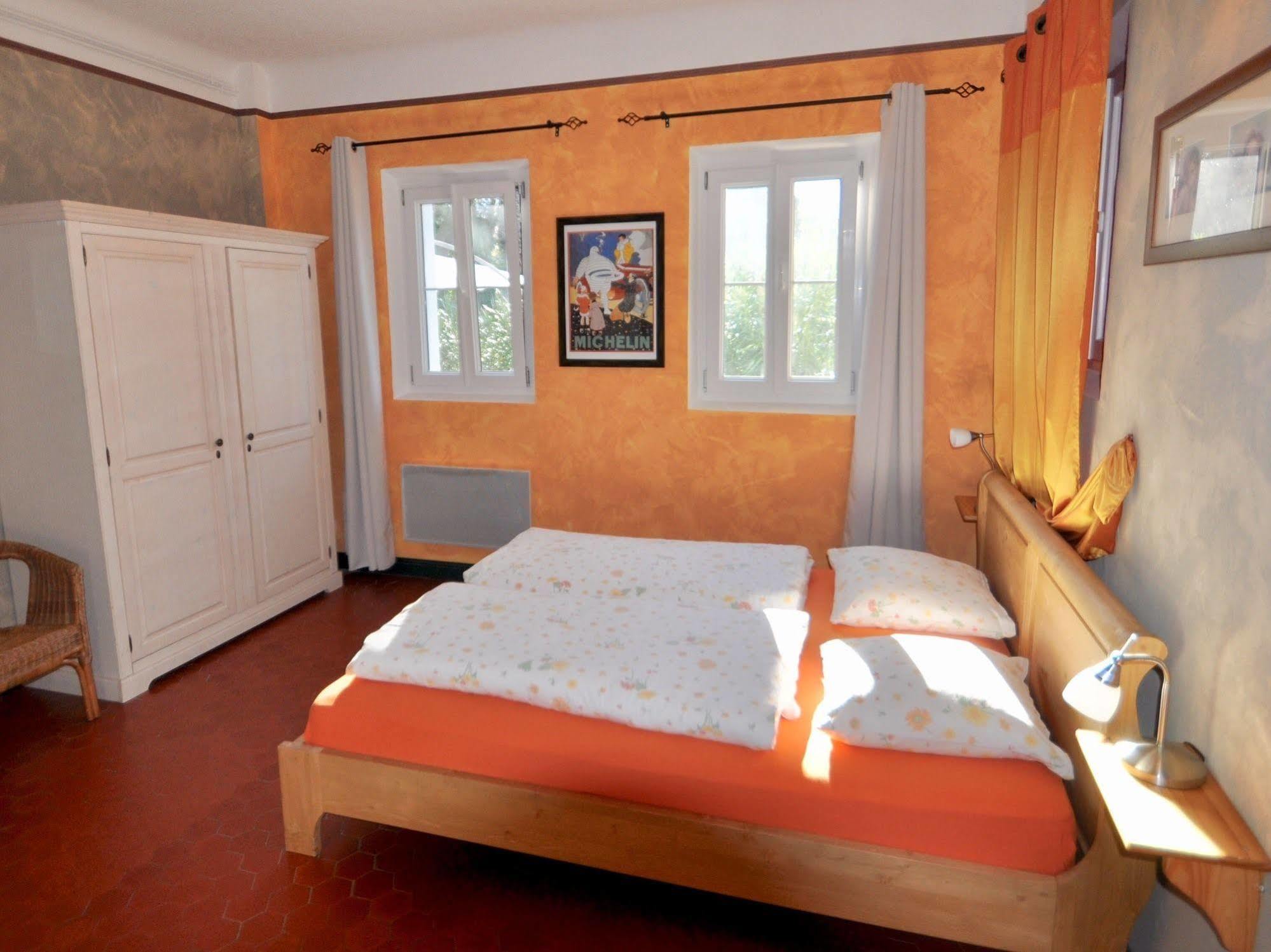 La Villa Du Parc Prades  Εξωτερικό φωτογραφία
